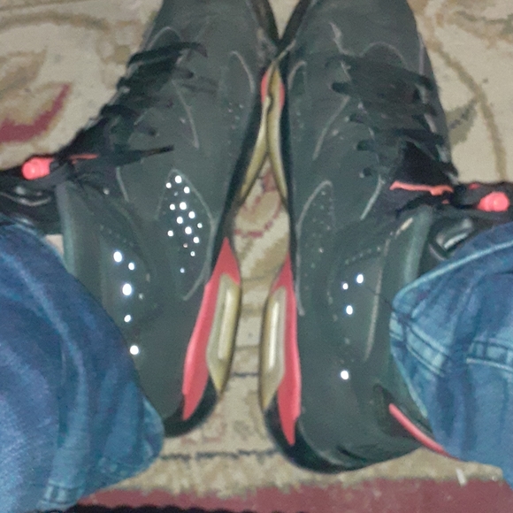 Jordan Infared 6s (sz.11.5) - Picture 3 of 5